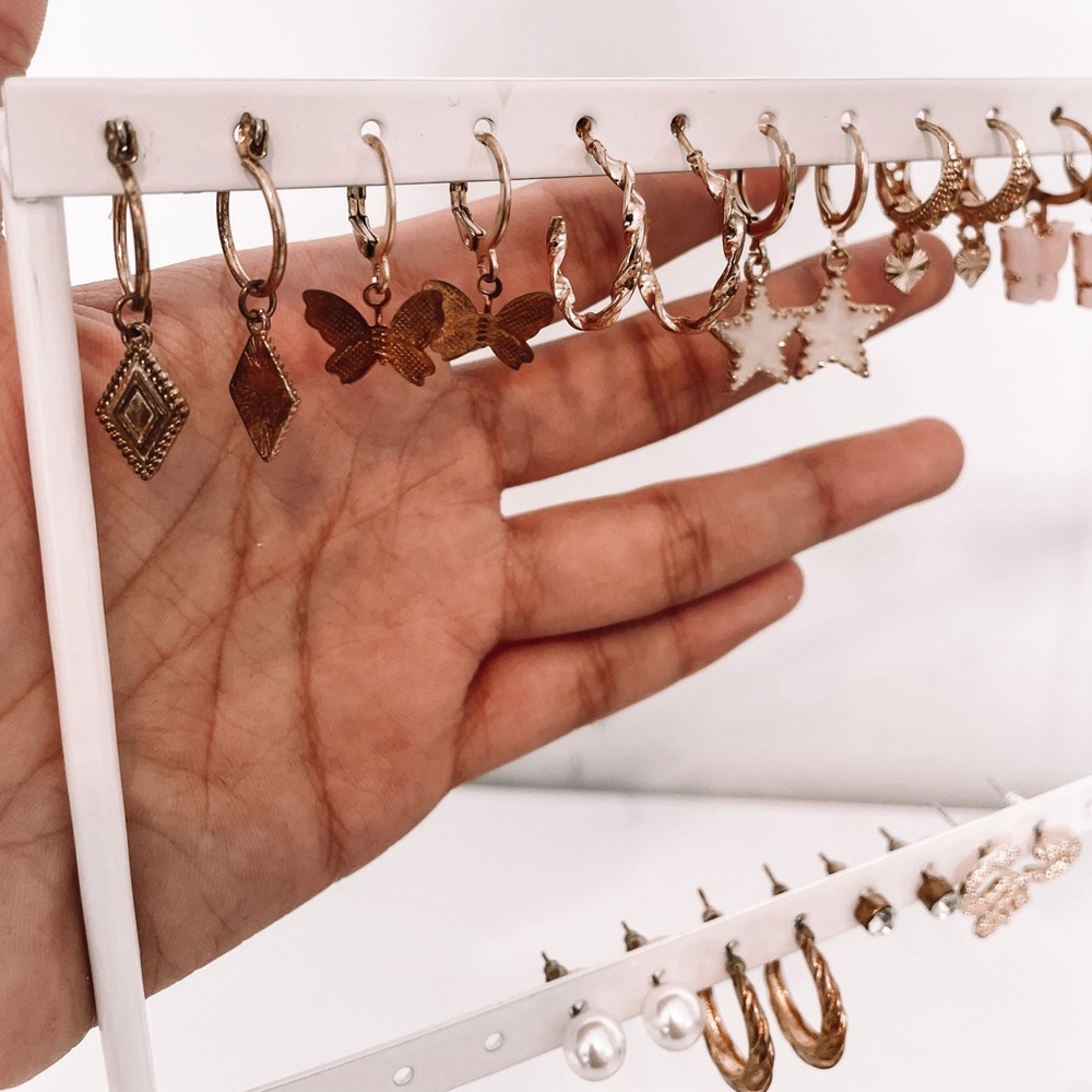 SOLD earring bundle